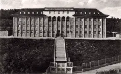 hedrichheim front 250